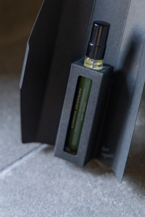 【BLACK LETTERS】"PERFUME(YUSHIN)"