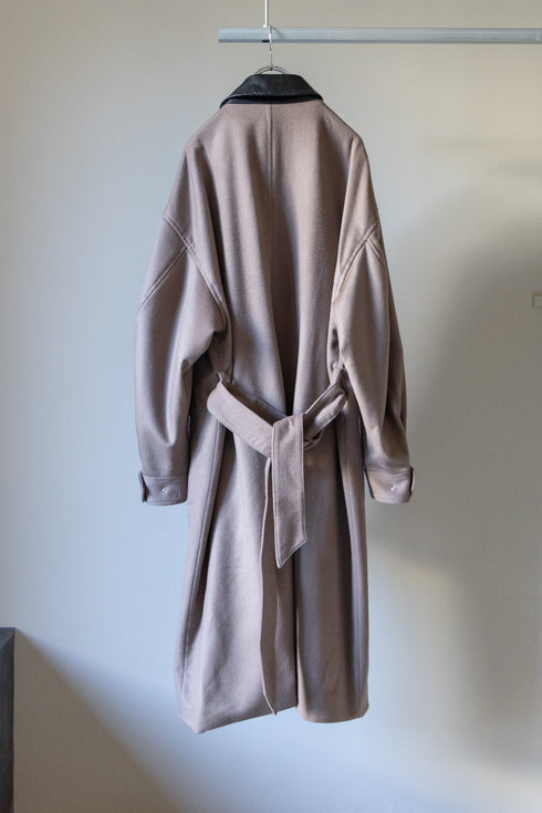【THE JEAN PIERRE】"Leather Collar Coat"