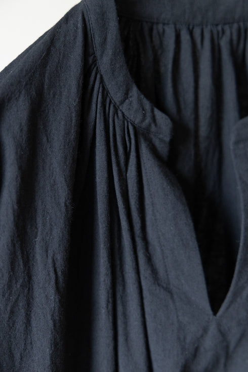 【YUTA MATSUOKA】"SHEETING DYED PLAIN WEAVEN SMOCK"