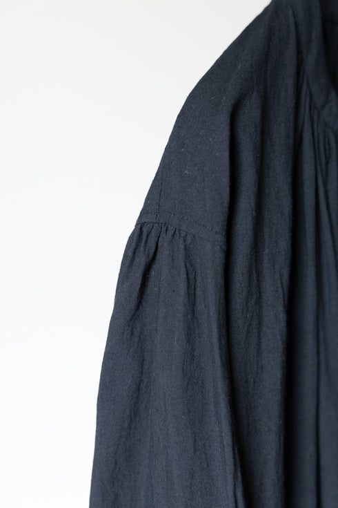 【YUTA MATSUOKA】"SHEETING DYED PLAIN WEAVEN SMOCK"