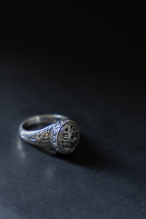 【GEROCHRISTO】"Garden Shadows Circle Ring"