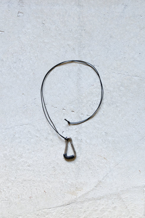 別注【SHEIK YERBOUTI】"Braided leather-cord carabiner necklace"