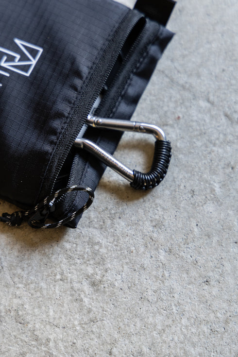 別注【SHEIK YERBOUTI】"Braided leather-cord carabiner necklace"