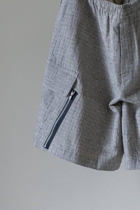 【nuterm】"ZIP Cargo Easy Shorts"