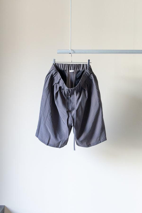 【Blanc YM】"Salt Shrink Cupro Harf Pants"
