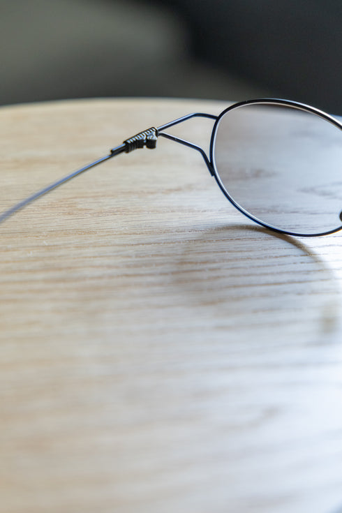 【GLITCH】"OYRA OVAL SUNGLASSES"