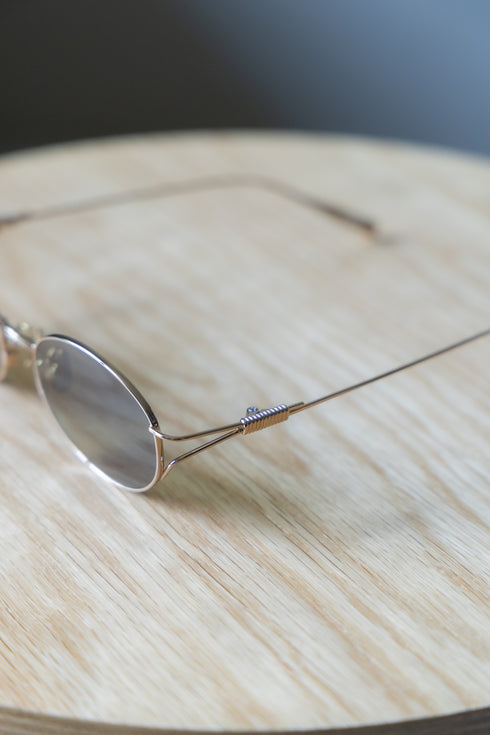 【GLITCH】"OYRA OVAL SUNGLASSES"