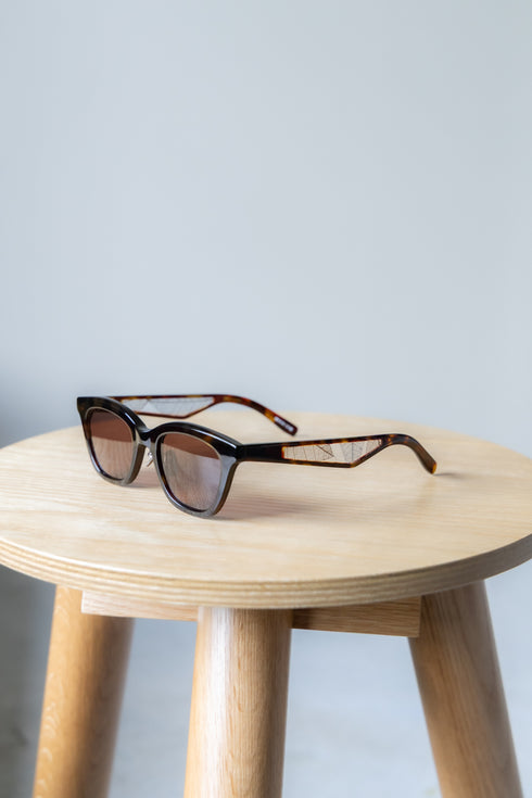 【GLITCH】"JAM CAT-EYE SUNGLASSES"