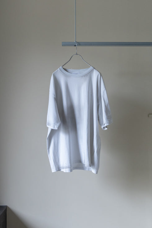 【THE JEAN PIERRE】"Signature Pigmentdye Grunge Destroy SS TEE"