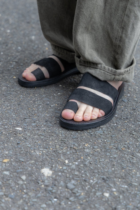 【NORIEI】"LOOP SANDAL (SUEDE)"