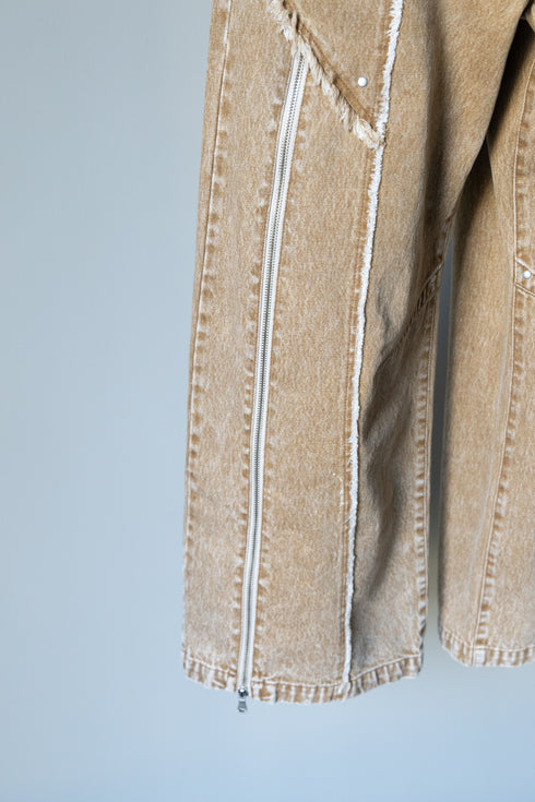 【TAUPE】"カットオフジップデニムパンツ"