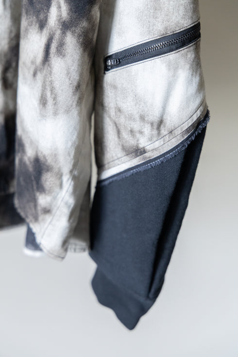 【Licht Bestreben】"Gradient Flower Bleached Denim Twist Sleeve Shirt"