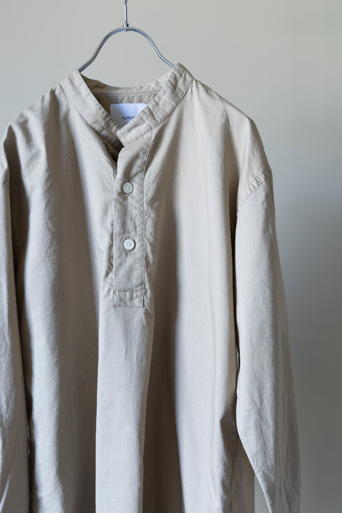 【nuterm】"バンドカラープルオーバーシャツ"