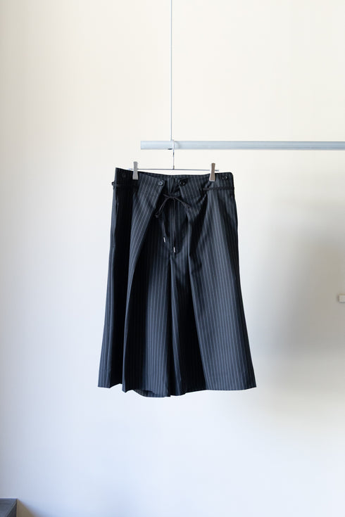 【KUON】"スリークォーター袴パンツ"