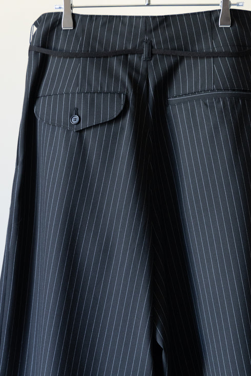 【KUON】"スリークォーター袴パンツ"