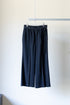 【ETHOSENS】"Super140's wool pin tuck sweatpants"
