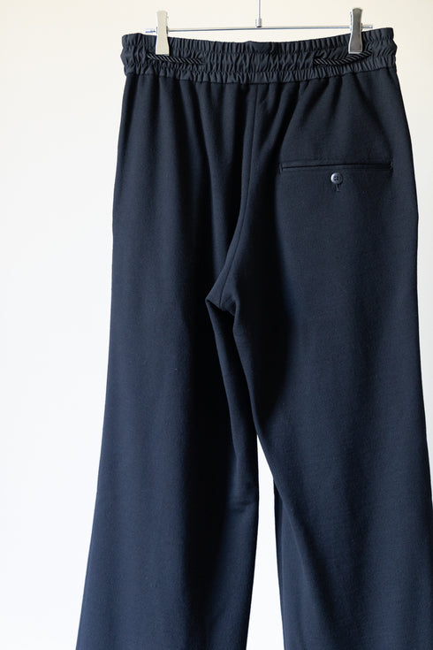 【ETHOSENS】"Super140's wool pin tuck sweatpants"