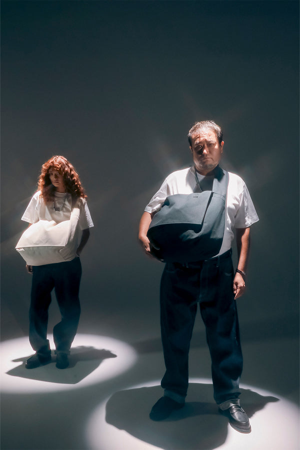 【yorozu】"マンガショルダーバッグ"