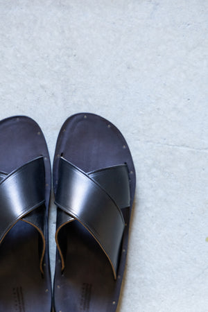 【YOKO SAKAMOTO】"FOOTBED SANDALS"