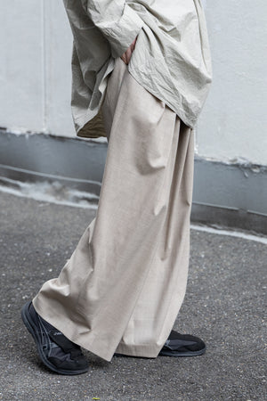 [VALAADO]"[FACE] TUCK PANTS"