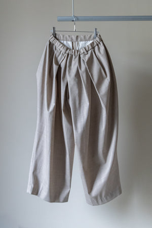 [VALAADO]"[FACE] TUCK PANTS"