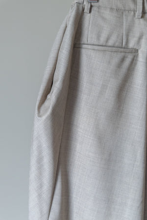 [VALAADO]"[FACE] TUCK PANTS"