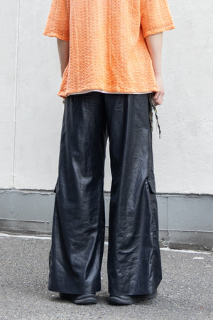 【Licht Bestreben】"FAKE-FAKE LEATHER Ⅱ SHIN FLAP BAGGY TROUSERS"
