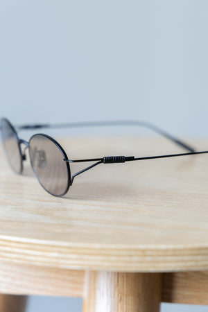 [GLITCH] "OYRA OVAL SUNGLASSES"