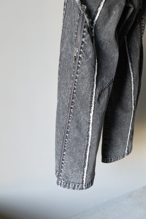 [TAUPE]"CUT OFF ZIP DENIM PANTS"