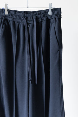 [ETHOSENS] "Super 140's wool pin-tuck sweatpants"