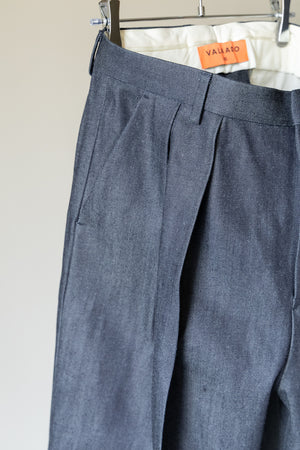 【VALAADO】"[HYP] TWO TUCK WIDE PANTS"