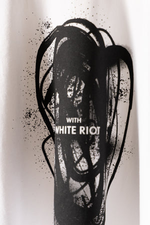 [TAUPE] "WITH WHITE RIOT T-shirt"