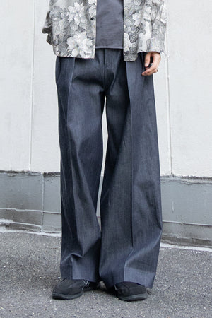 【VALAADO】"[HYP] TWO TUCK WIDE PANTS"