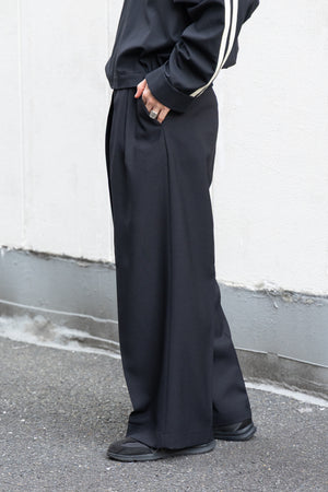 【VALAADO】"[HYP] TWO TUCK WIDE PANTS"