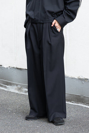【VALAADO】"[HYP] TWO TUCK WIDE PANTS"