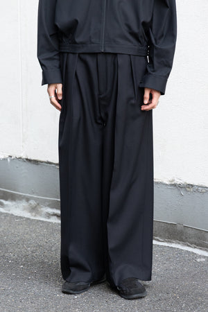 【VALAADO】"[HYP] TWO TUCK WIDE PANTS"