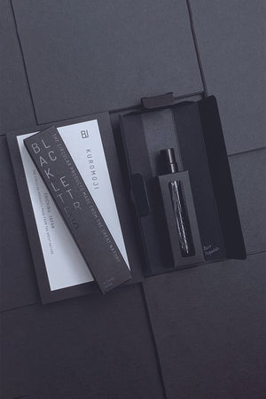 【BLACK LETTERS】"PERFUME（KUROMOJI）"